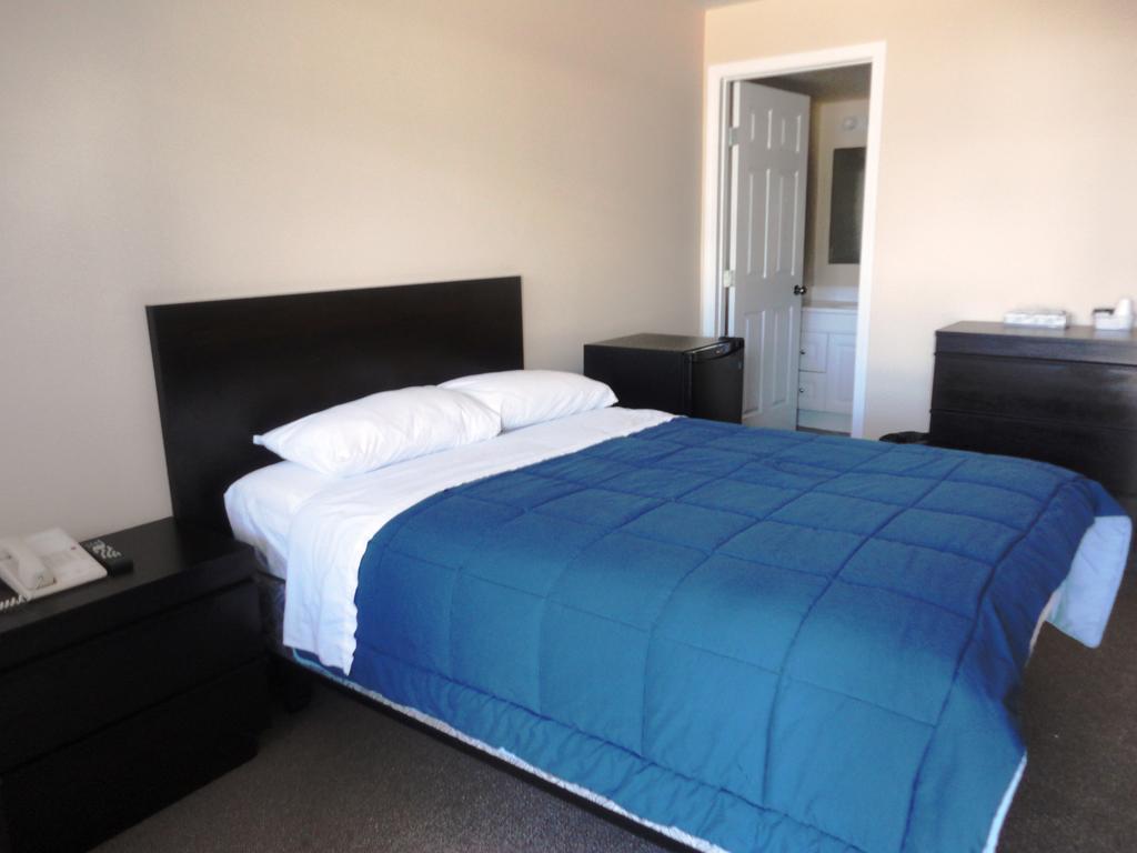 Stratford Motel Whitehorse Pokoj fotografie
